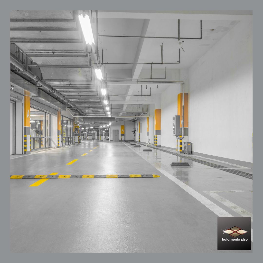 Piso de Garagem Estacionamento Prédio e Shopping