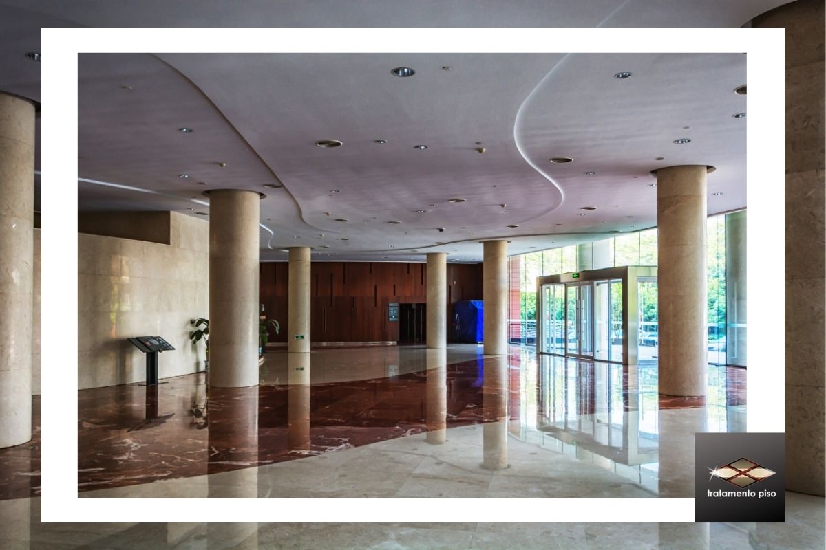 Piso de Pedra Polimento e Tratamento