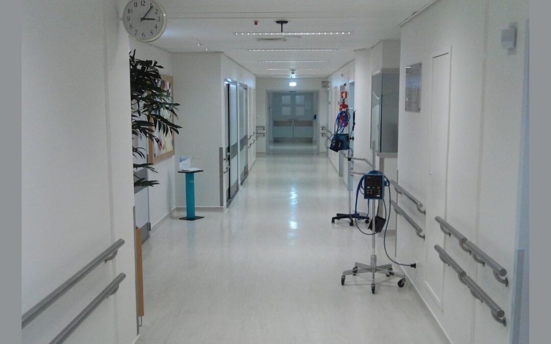 Limpeza e Polimento de Piso de Granilite Hospitalar