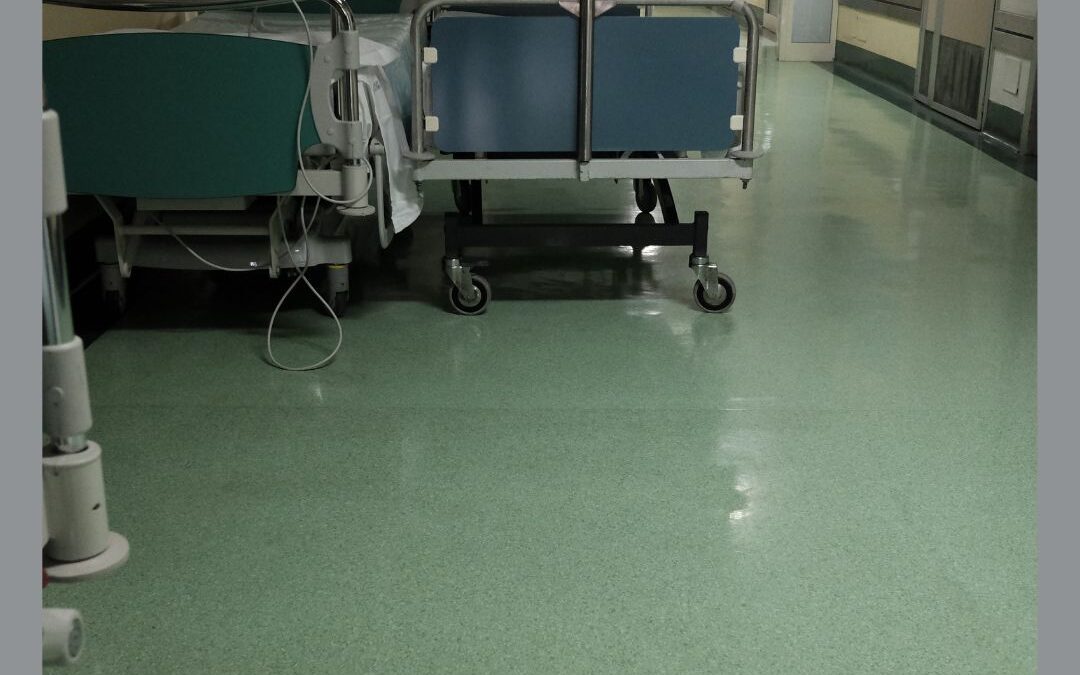 Polimento e Tratamento de Piso Hospitalar